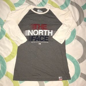 North Face quarter sleeve tee